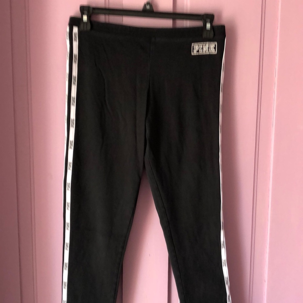PINK Victoria Secret, black, size M yoga pants.